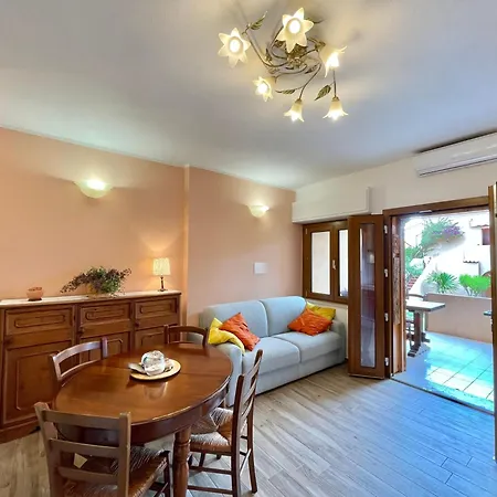 Apartment La Perla A4 Con Piscina A 50 Mt Dal Mare Castelsardo